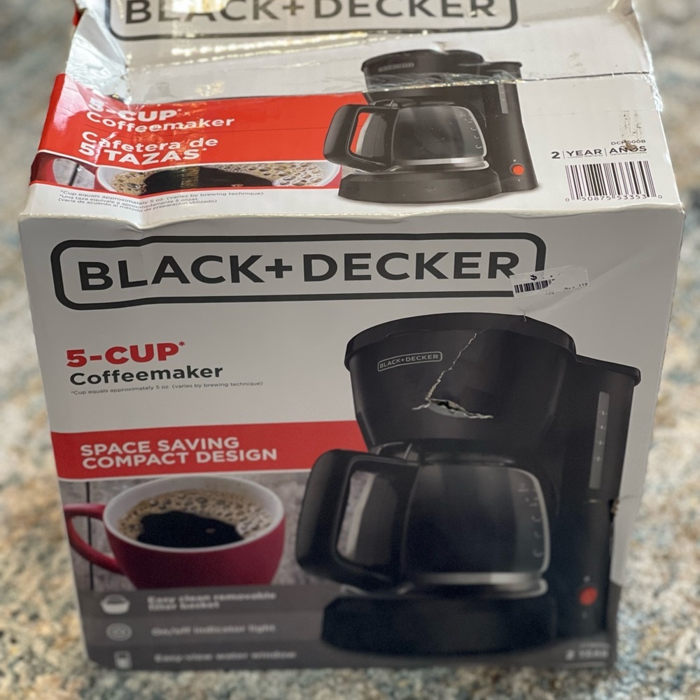 Black & Decker Compact 5-Cup Coffeemaker - Black